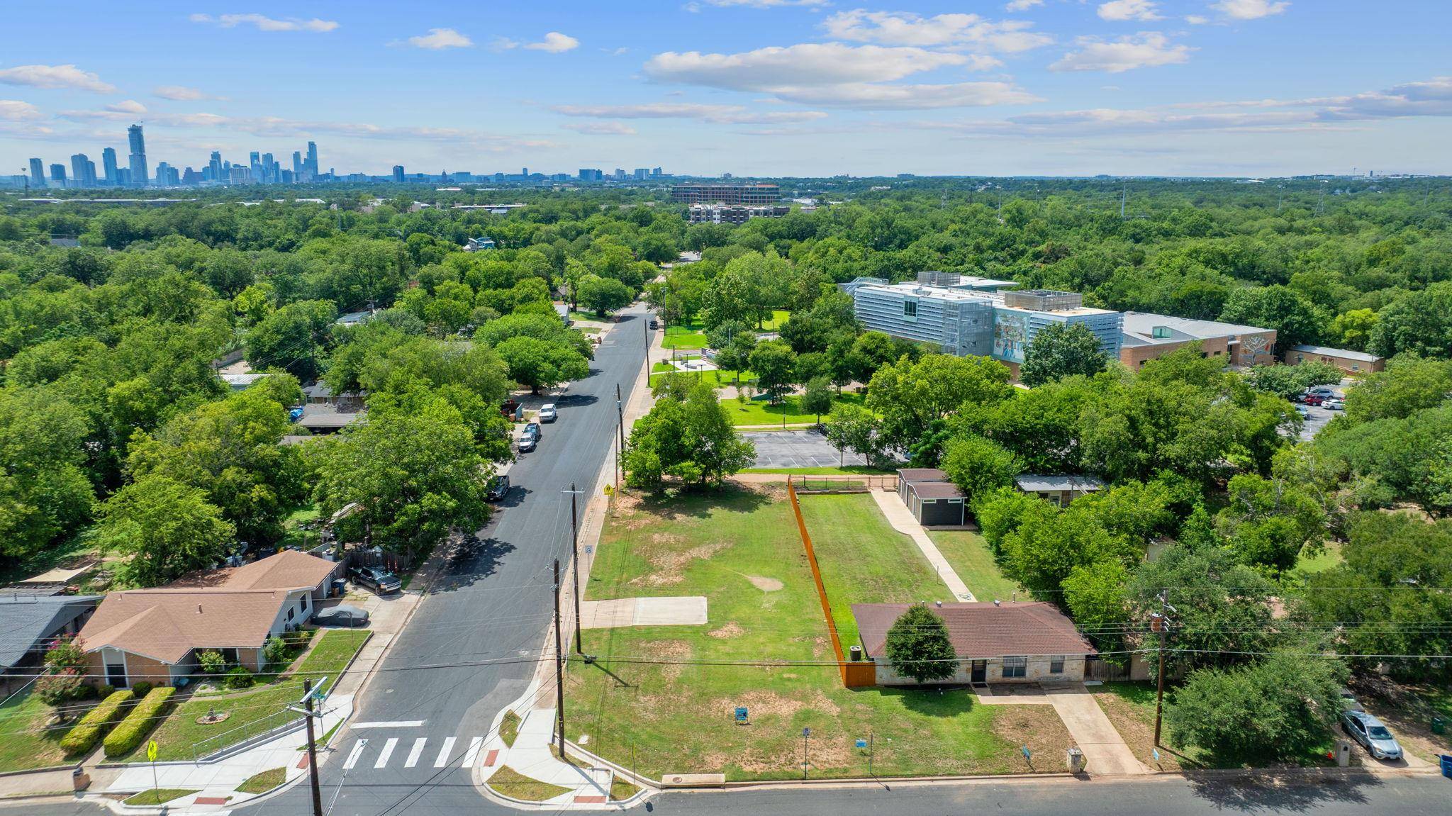 Austin, TX 78721,1100 Gardner RD