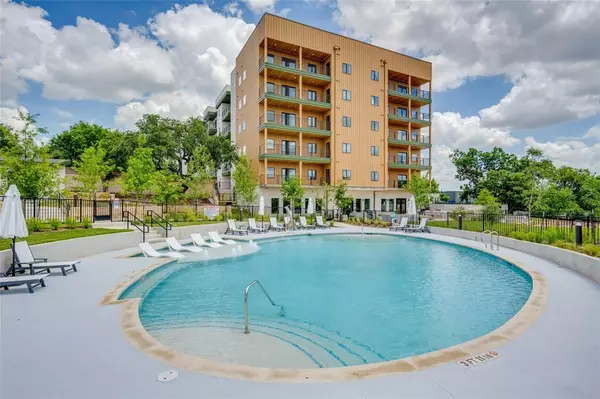 4802 S Congress Ave #415, Austin, TX 78745