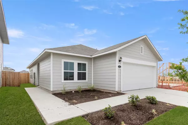 211 Estallo WAY, Maxwell, TX 78656