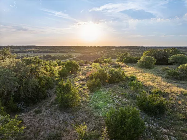 Johnson City, TX 78636,365 Billy Sisson RD