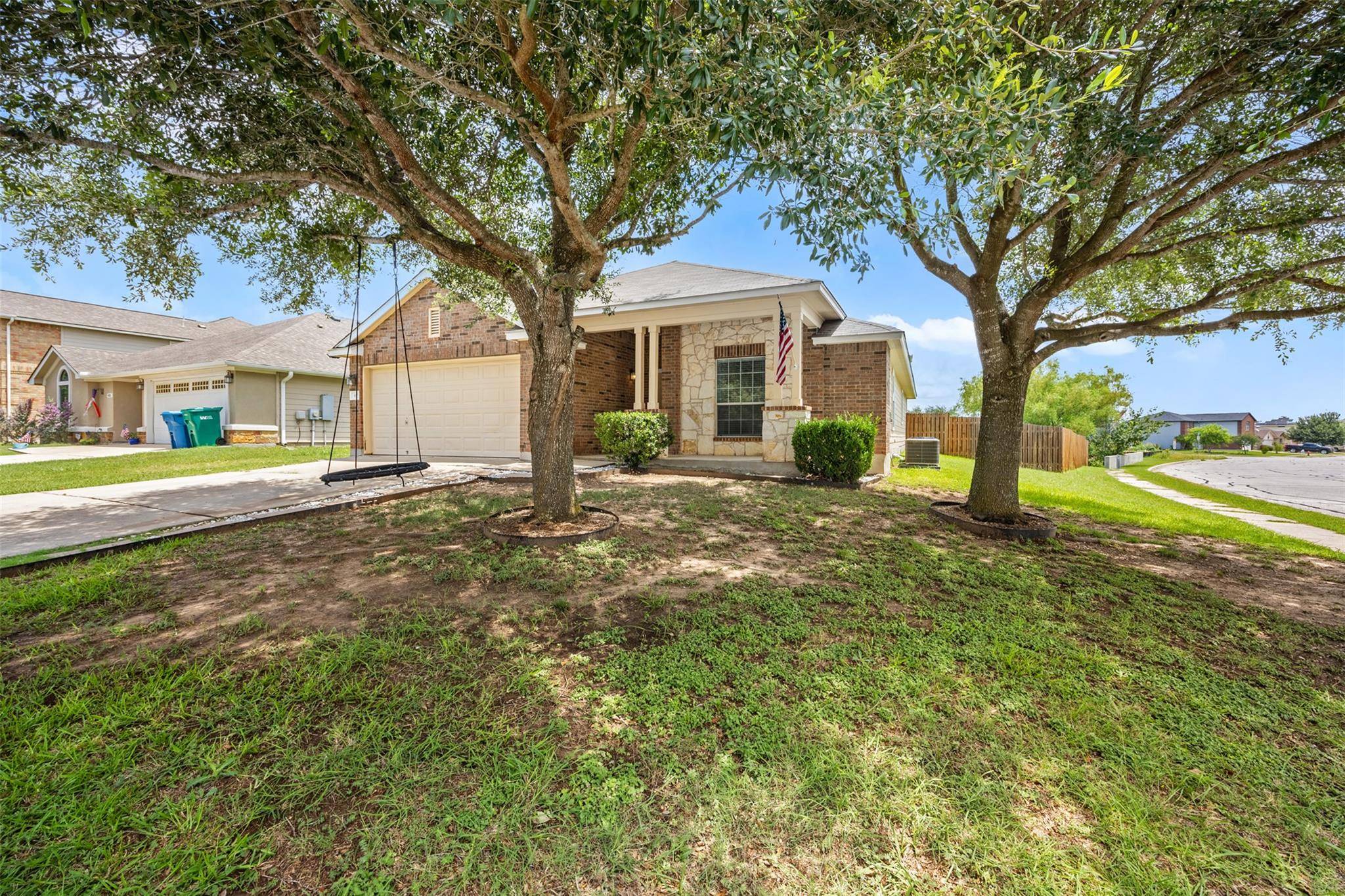 Elgin, TX 78621,417 Bandara Woods BLVD