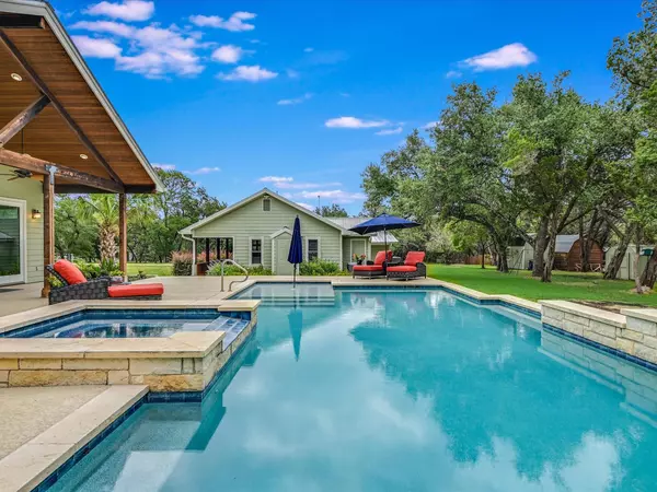 1111 Deer Lake RD, Wimberley, TX 78676