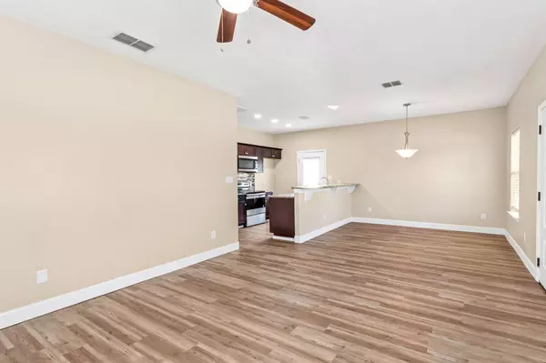 Luling, TX 78648,1628 Armstrong ST