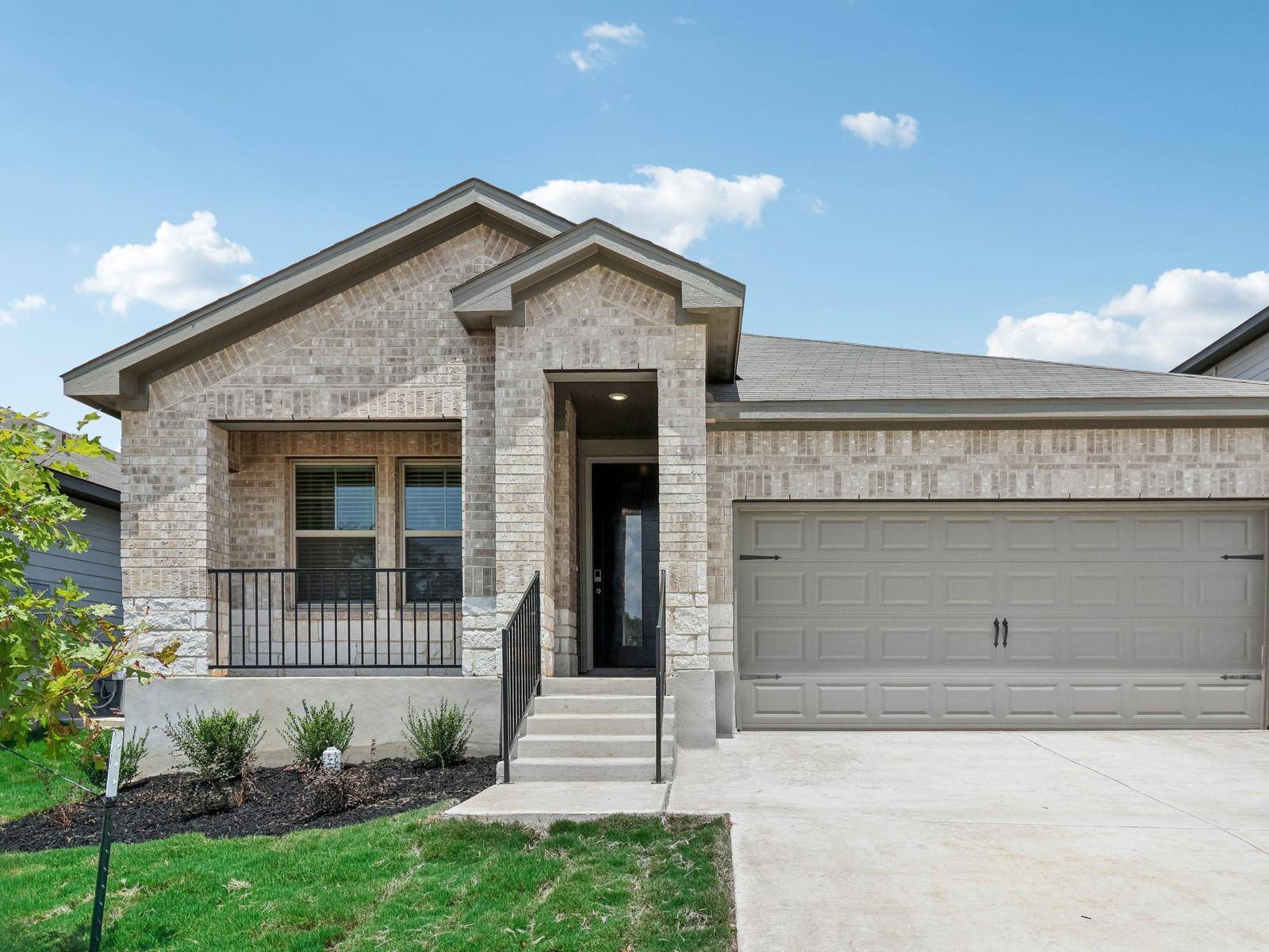 1563 Zion DR, New Braunfels, TX 78132