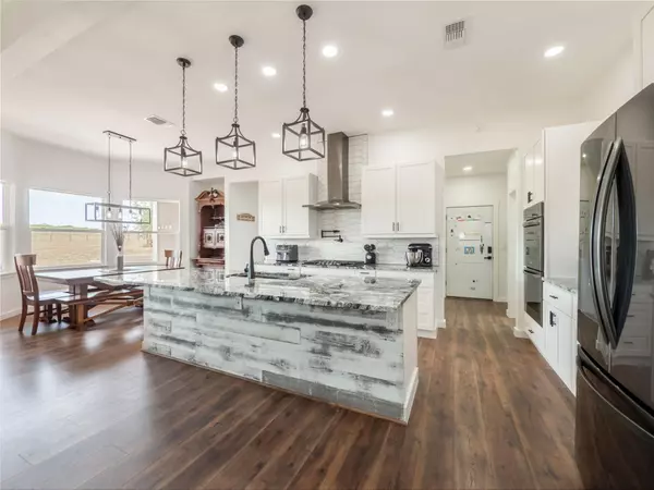 Marble Falls, TX 78654,105 Mesa Grande CT