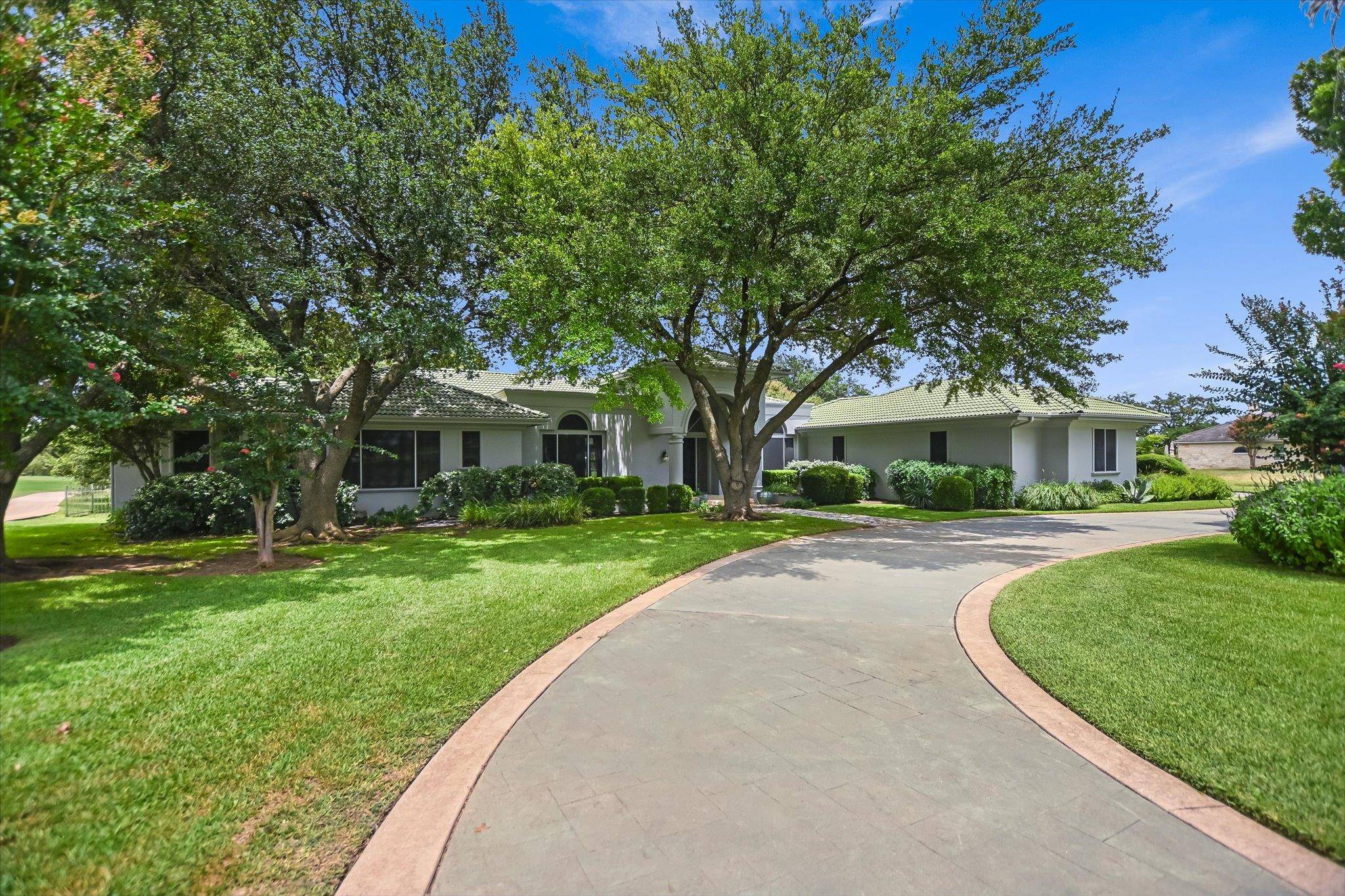 26308 Masters PKWY, Spicewood, TX 78669
