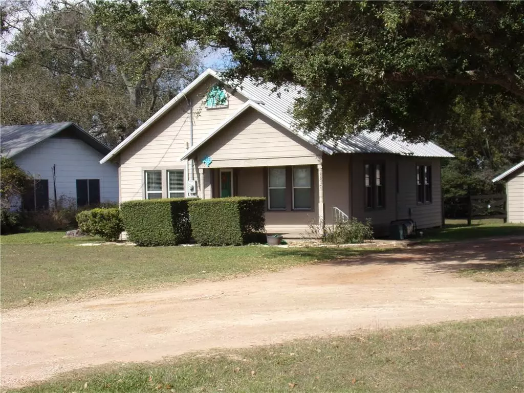 Sealy, TX 77474,1317 Columbus RD