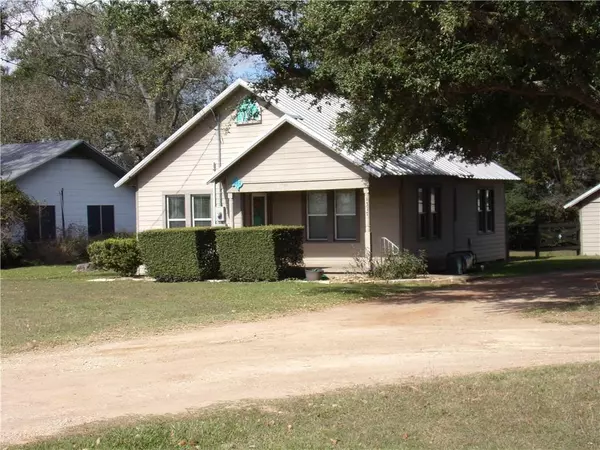 1317 Columbus RD, Sealy, TX 77474