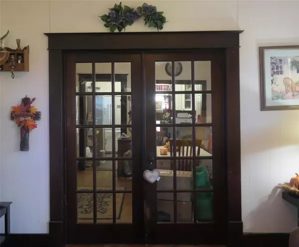 Bartlett, TX 76511,231 S Evie ST