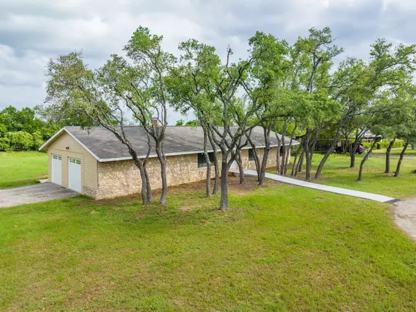 Dripping Springs, TX 78620,101 Retha DR