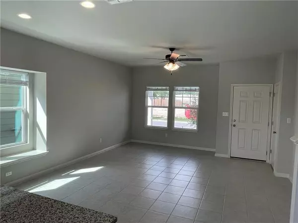 San Marcos, TX 78666,2924 Brand Iron DR