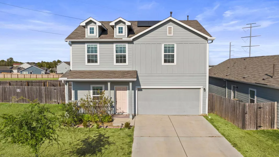 2200 Forgetmenot LN, Pflugerville, TX 78660