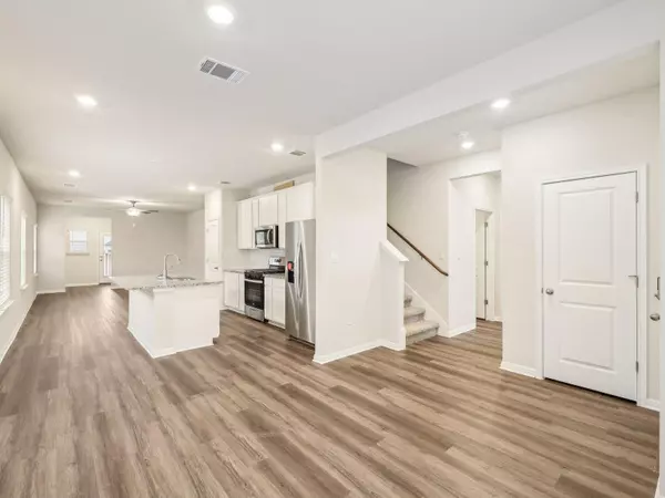 Hutto, TX 78634,215 Brandywine RD