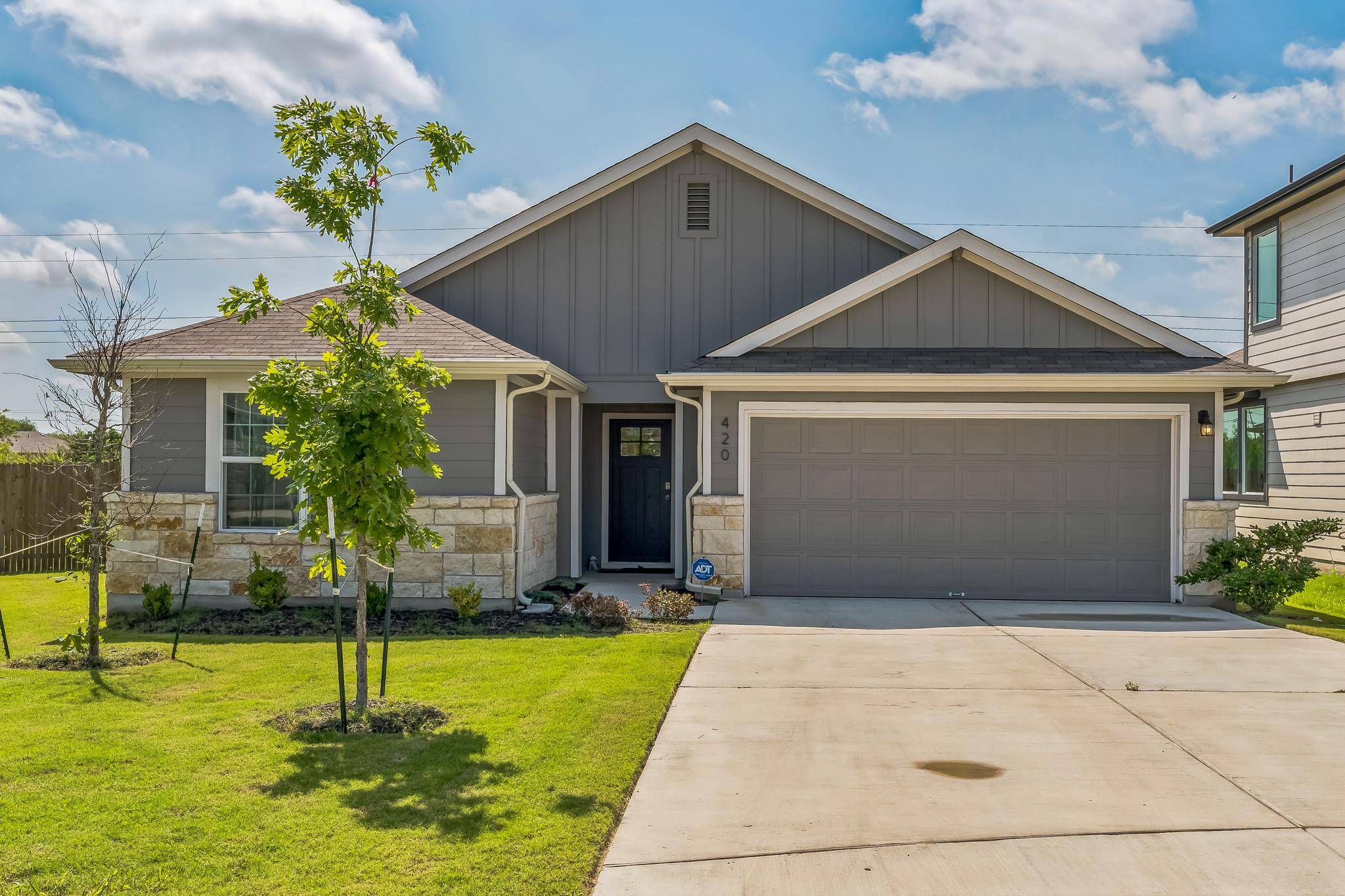 420 Inks LN, Kyle, TX 78640