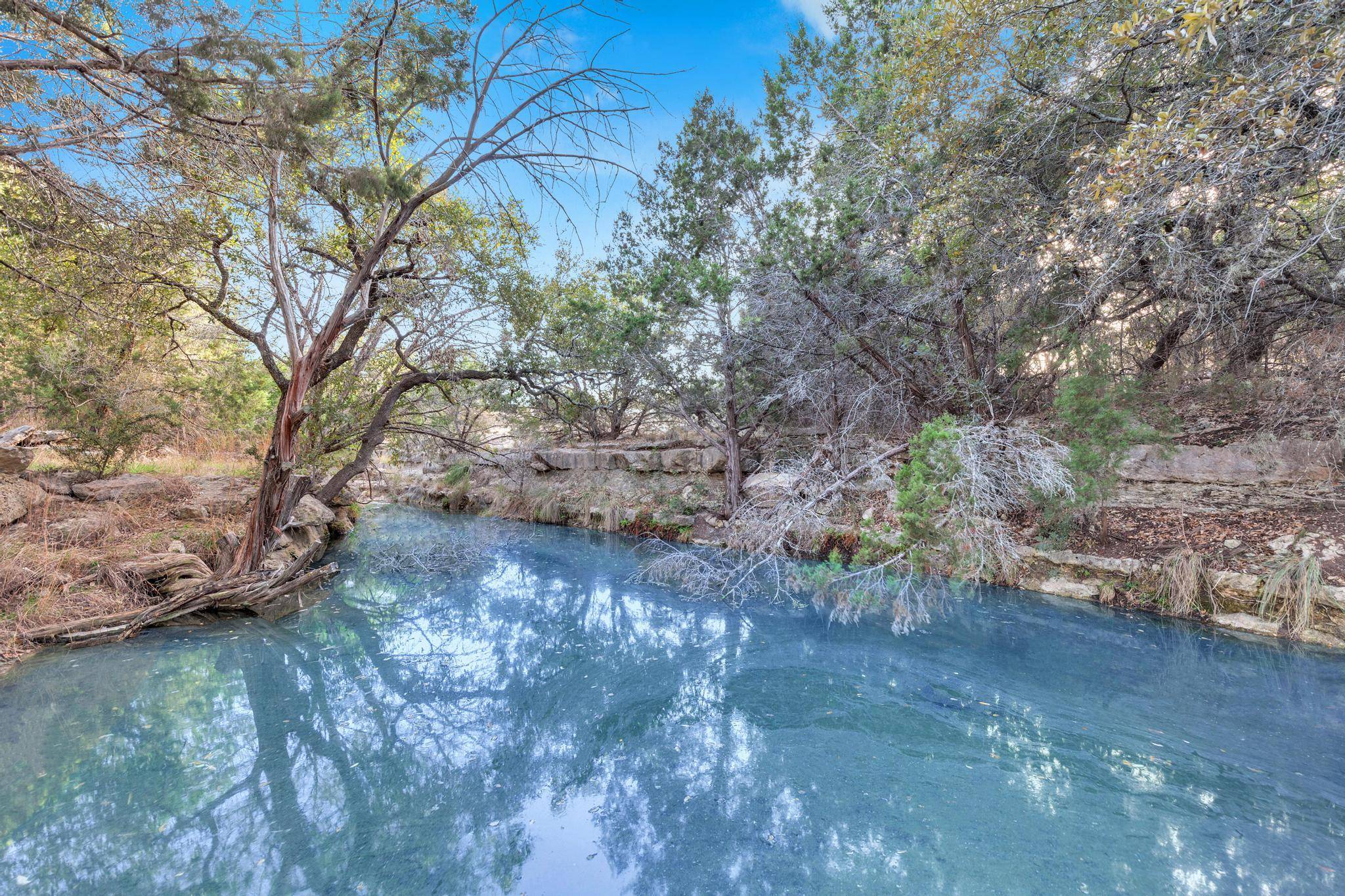 Spicewood, TX 78669,704 S COWAL DR