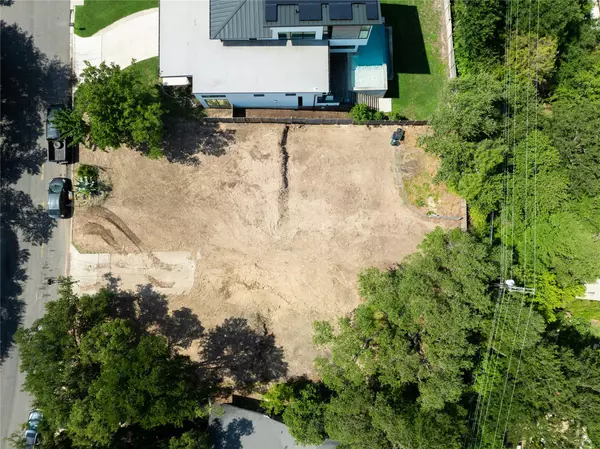 1902 Westridge DR, Austin, TX 78704