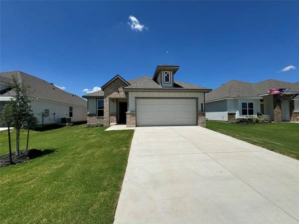 137 Lazy Lizzy RD, Jarrell, TX 76537