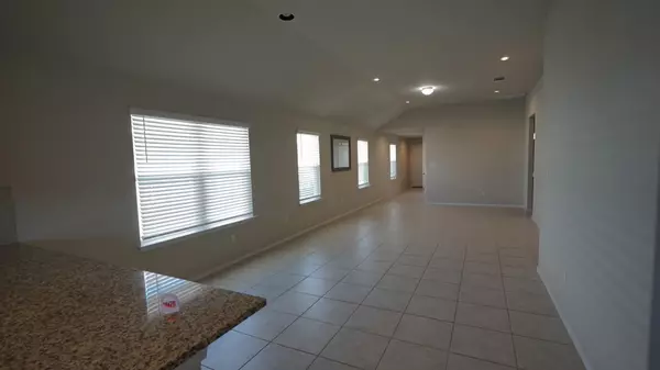 Maxwell, TX 78656,251 Tempest TRL