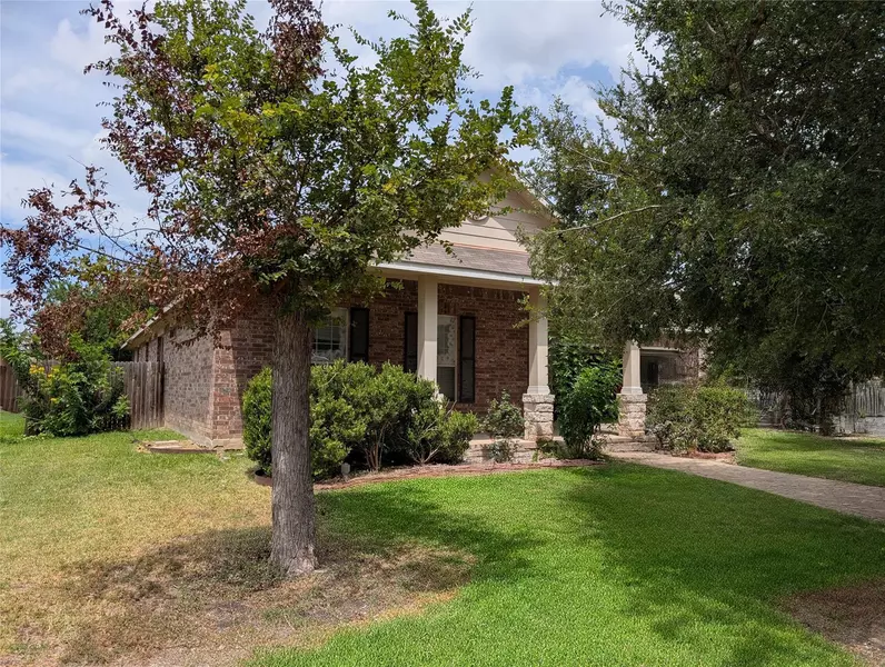370 Spring DR, Kyle, TX 78640