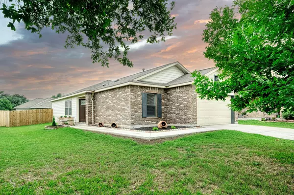 108 Wells BND, Hutto, TX 78634