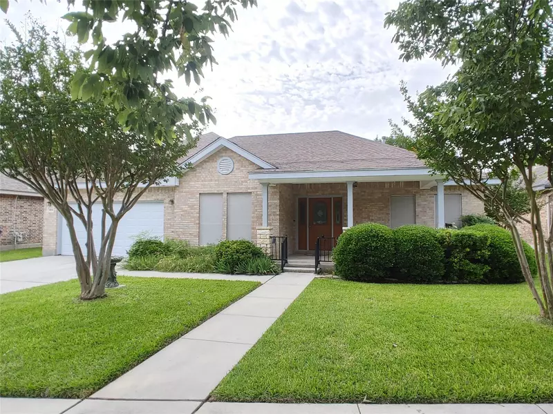 1414 Azalea LN, New Braunfels, TX 78130