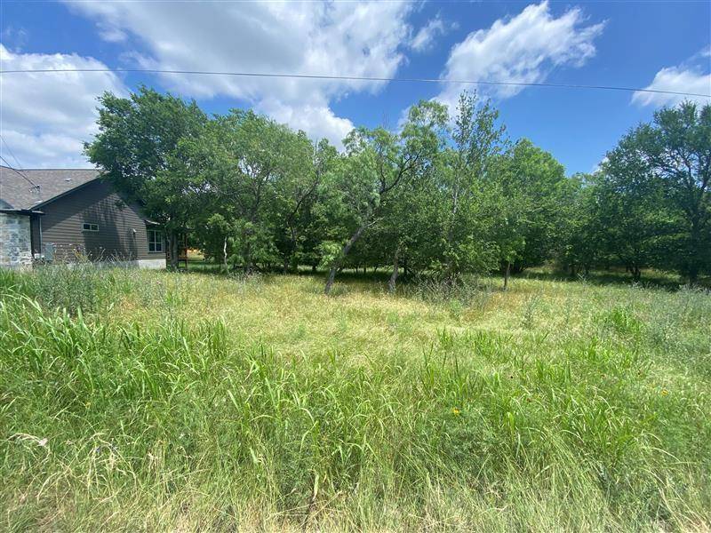 342 Nene LN, Bastrop, TX 78602