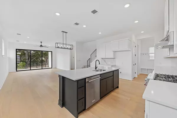 Lakeway, TX 78738,401 Austin Heights RD