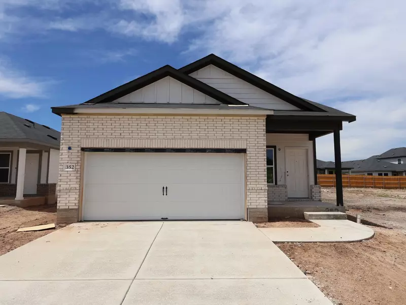 352 Old Stagecoach RD, Jarrell, TX 76537