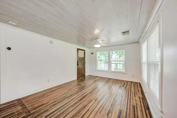 Austin, TX 78702,1407 Leona ST #A