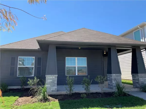 214 Bent Creek DR, Hutto, TX 78634