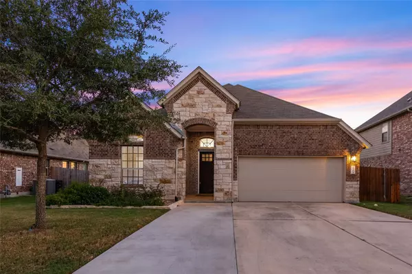 196 Lost Ridge WAY,  Buda,  TX 78610