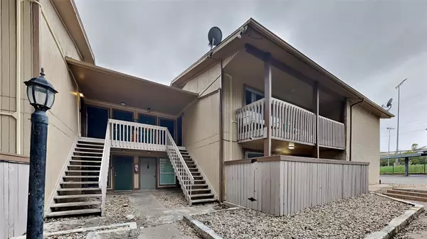 2124 Burton DR #158,  Austin,  TX 78741