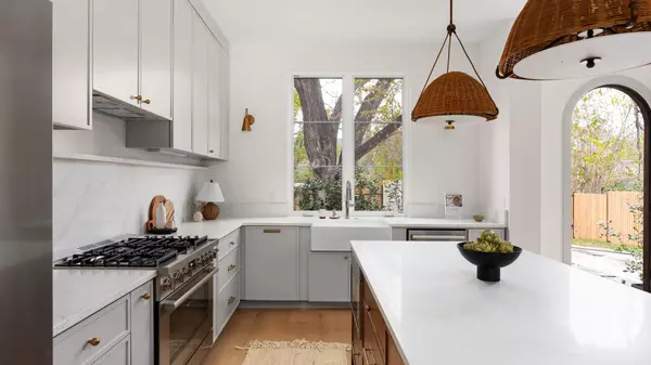 Austin, TX 78745,4900 Majestic DR