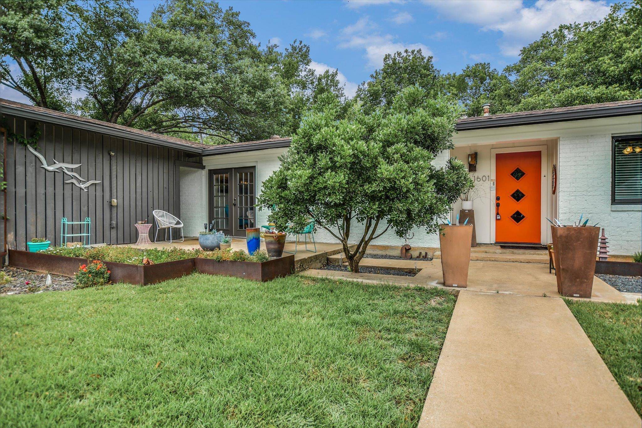 Georgetown, TX 78626,1601 E 19th ST