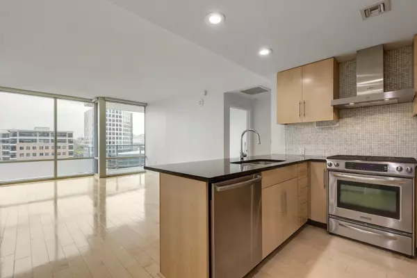 300 Bowie ST #1008, Austin, TX 78703