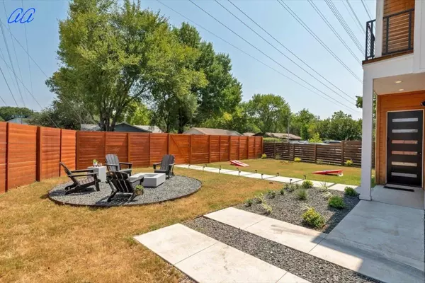 Austin, TX 78721,5401 Stuart Cir DR #1