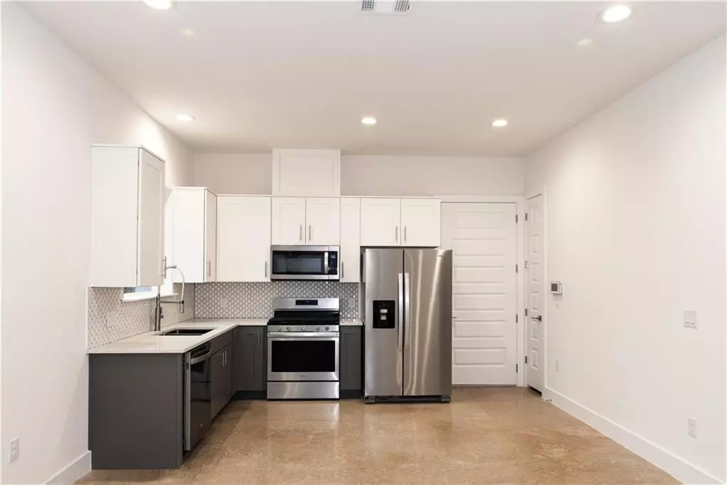 Austin, TX 78702,1905 Sl Davis Ave #2