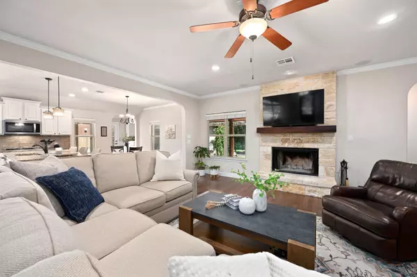 30011 Edgewood DR, Georgetown, TX 78628