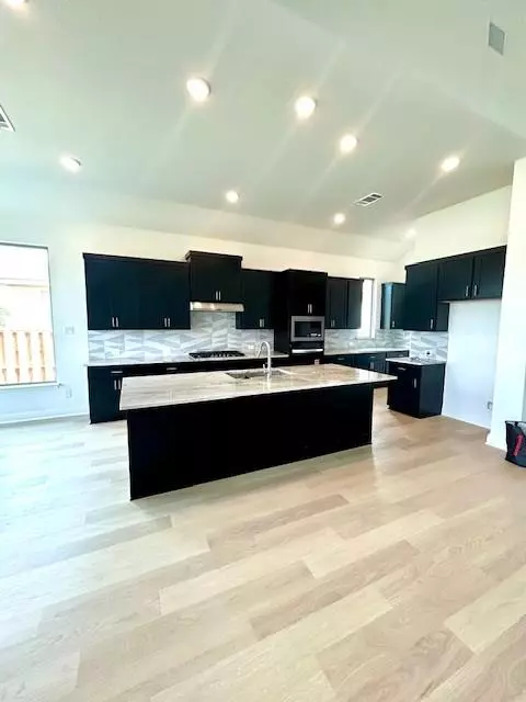 Georgetown, TX 78633,1109 Ellensburg DR