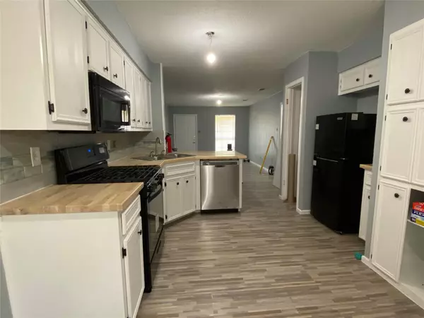 Georgetown, TX 78628,100 Norwood DR #B
