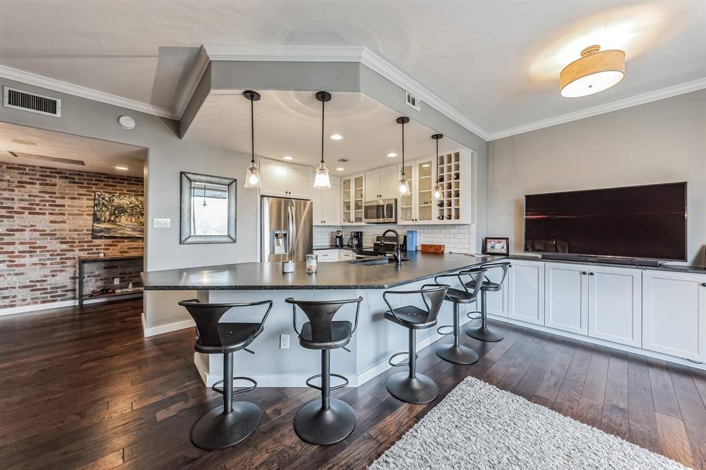 1801 Lavaca ST #2C, Austin, TX 78701