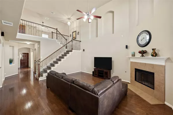 207 Orchard Hill TRL, Buda, TX 78610