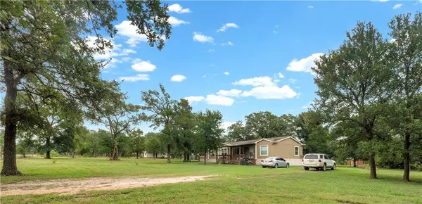 161 Misty LN, Cedar Creek, TX 78612