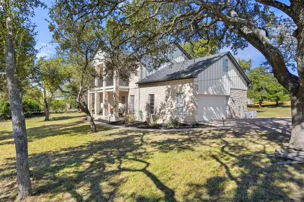 Dripping Springs, TX 78620,310 Saddle Blankt DR