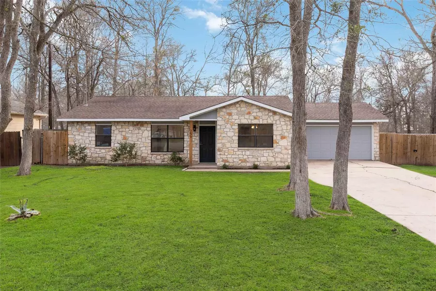 259 E Keanahalululu LN, Bastrop, TX 78602