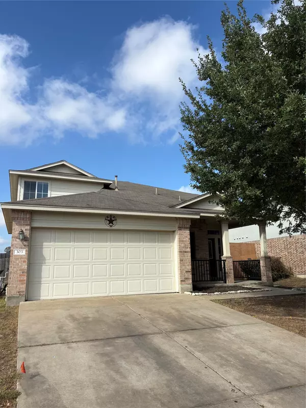 303 Grutsch DR, Bastrop, TX 78602