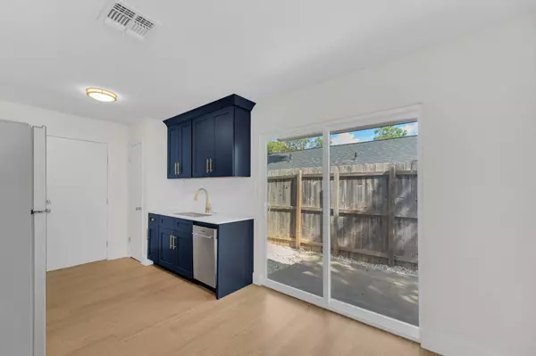 Austin, TX 78752,1008 Wilks Ave #B