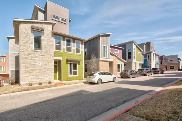 Austin, TX 78741,2012 Cleese DR #182C