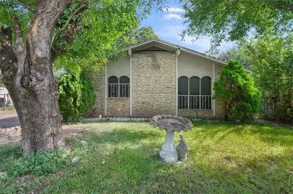 6014 Palm CIR, Austin, TX 78741