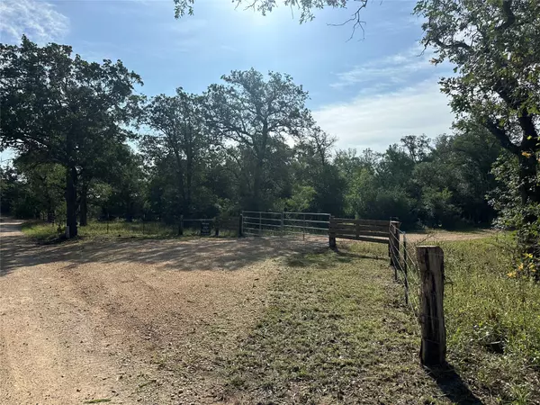 Luling, TX 78648,650 Coastal Lane